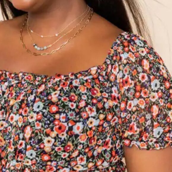 Mi Ami Women Tyler Floral Sheer Smocked Blouse Pluz Size 2X - Picture 3 of 14